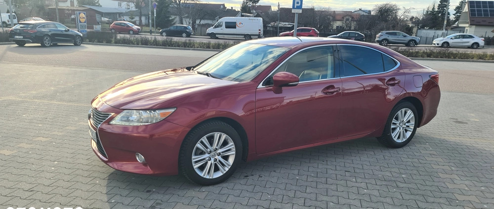 Lexus ES cena 62900 przebieg: 168000, rok produkcji 2012 z Białystok małe 154